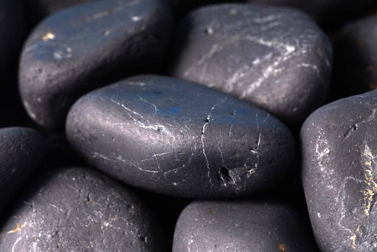 how to clean shungite